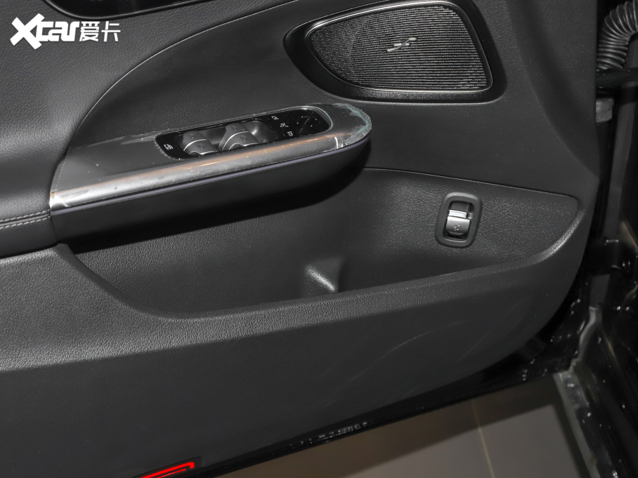 2022YC(j) C 260 L