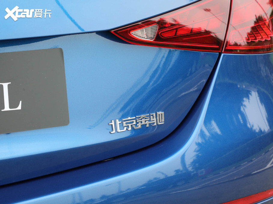 2022YC C 260 L \Ӱ