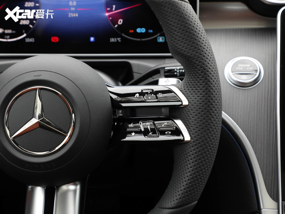 2022YC C 260 L \Ӱ