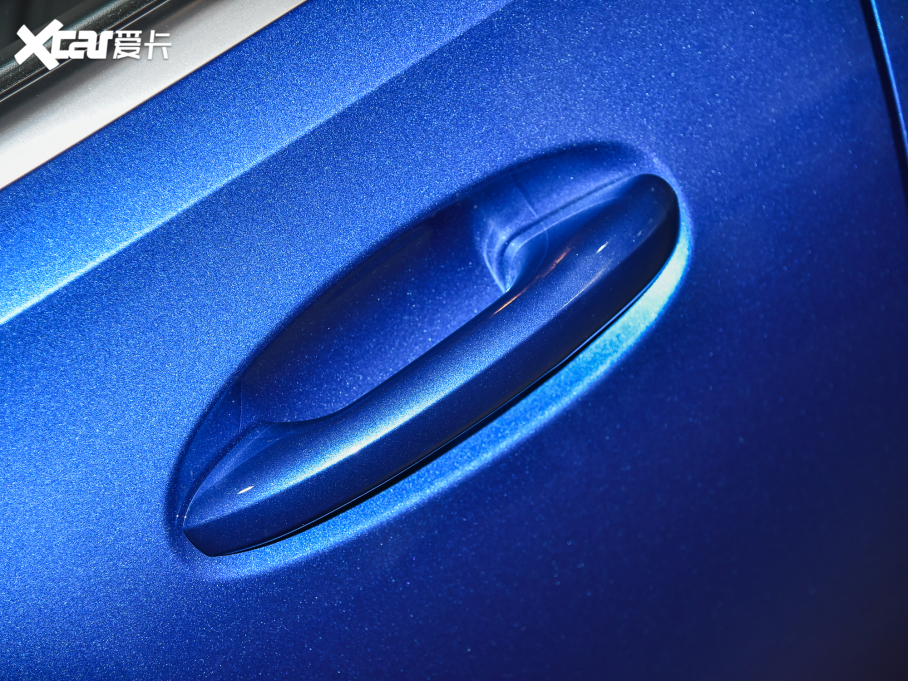 2022YC C 200 L \Ӱ