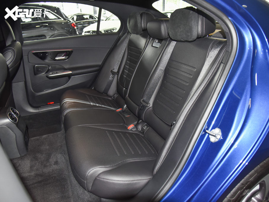 2022YC C 200 L \Ӱ