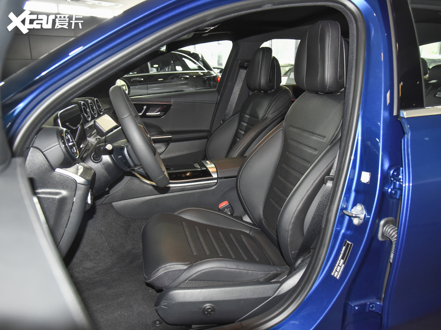 2022YC C 200 L \Ӱ