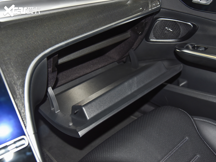 2022YC C 200 L \Ӱ