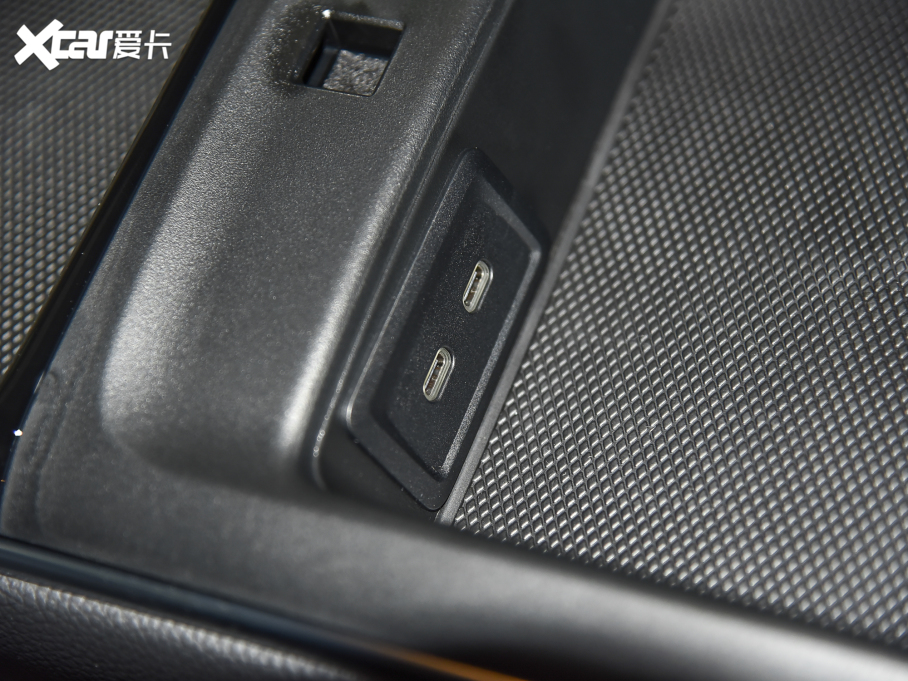 2022YC C 200 L \Ӱ