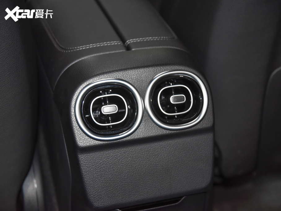 2022YC C 200 L \Ӱ