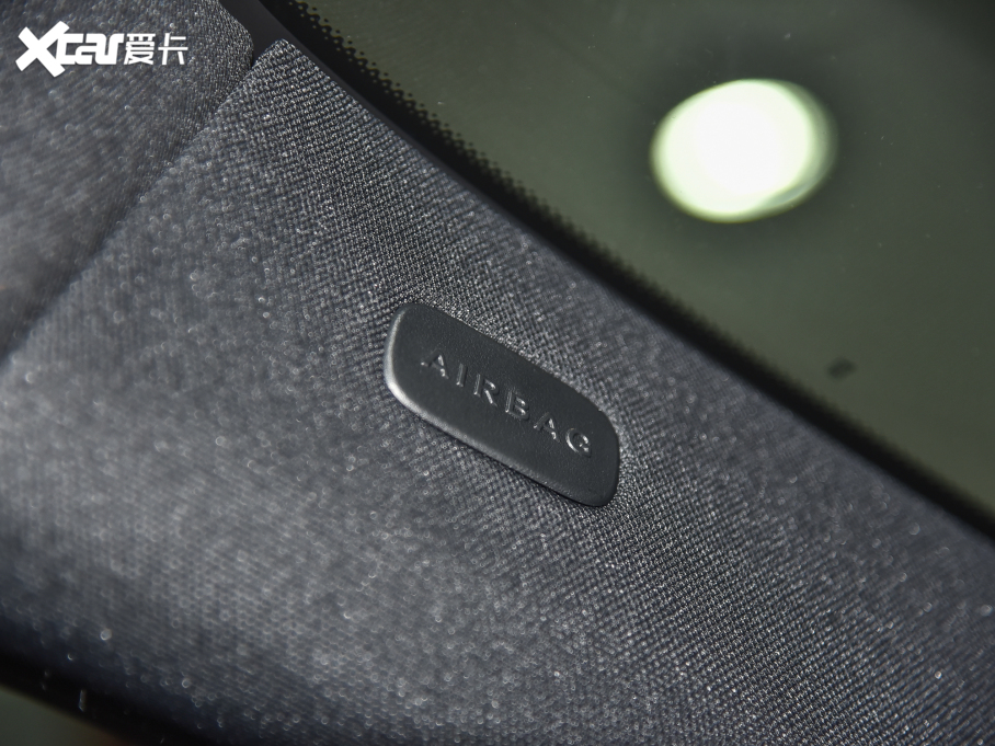 2022YC C 200 L \Ӱ