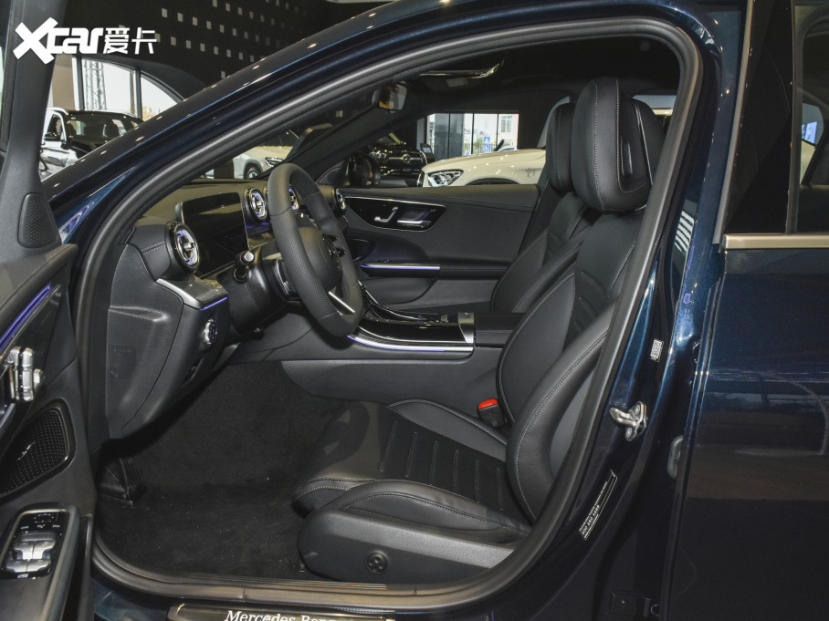 2022YC Ŀ C 260 L \Ӱ