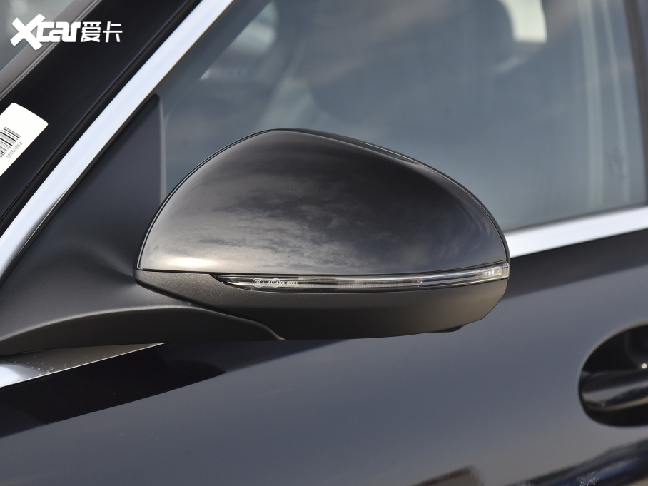 2022YC Ŀ C 260 L