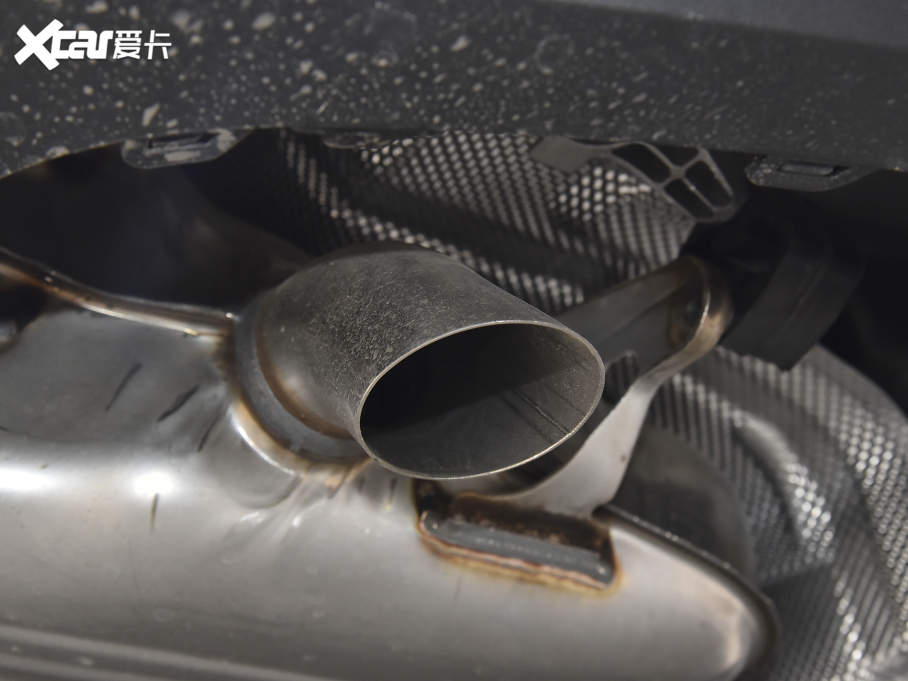 2022YC Ŀ C 260 L