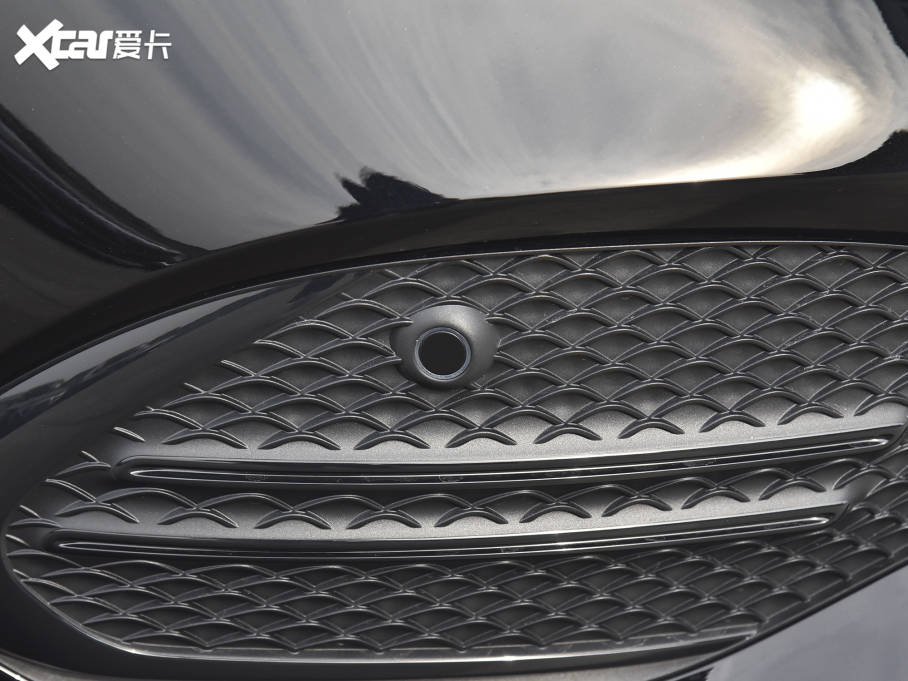 2022YC Ŀ C 260 L