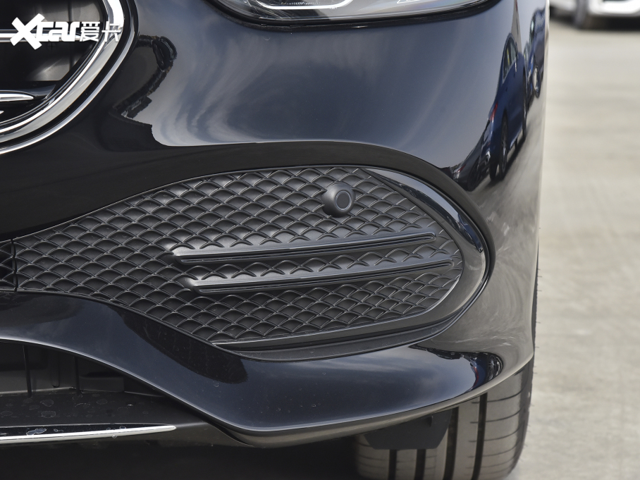 2022YC Ŀ C 260 L