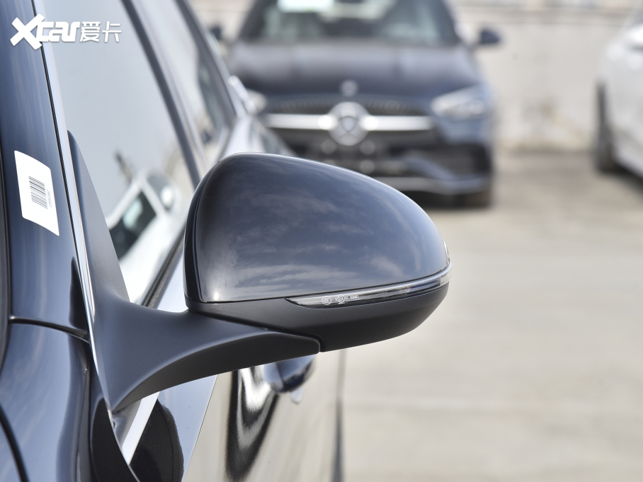 2022YC(j) Ŀ C 260 L