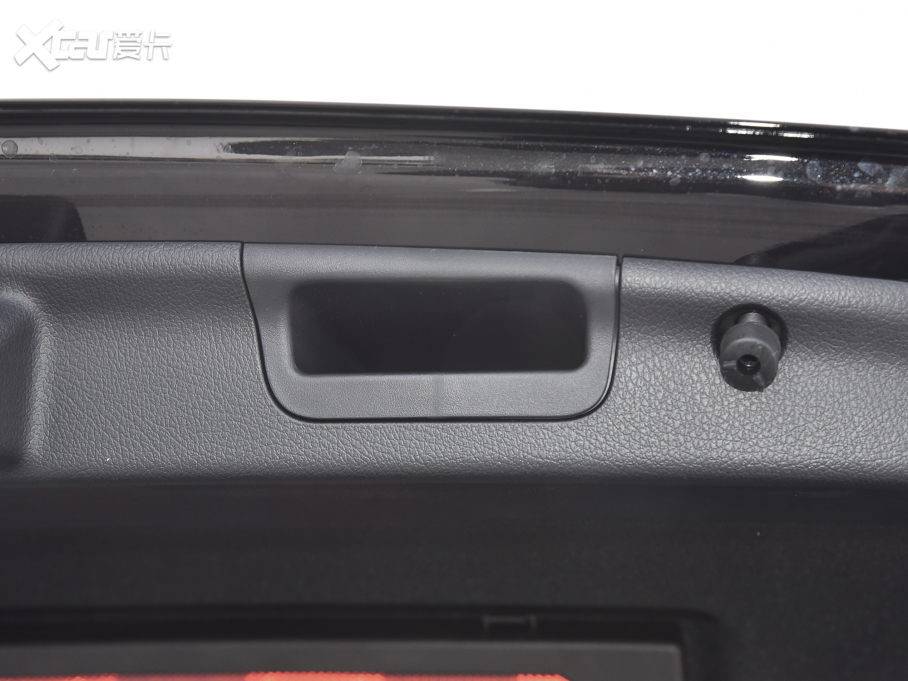 2022YC Ŀ C 260 L