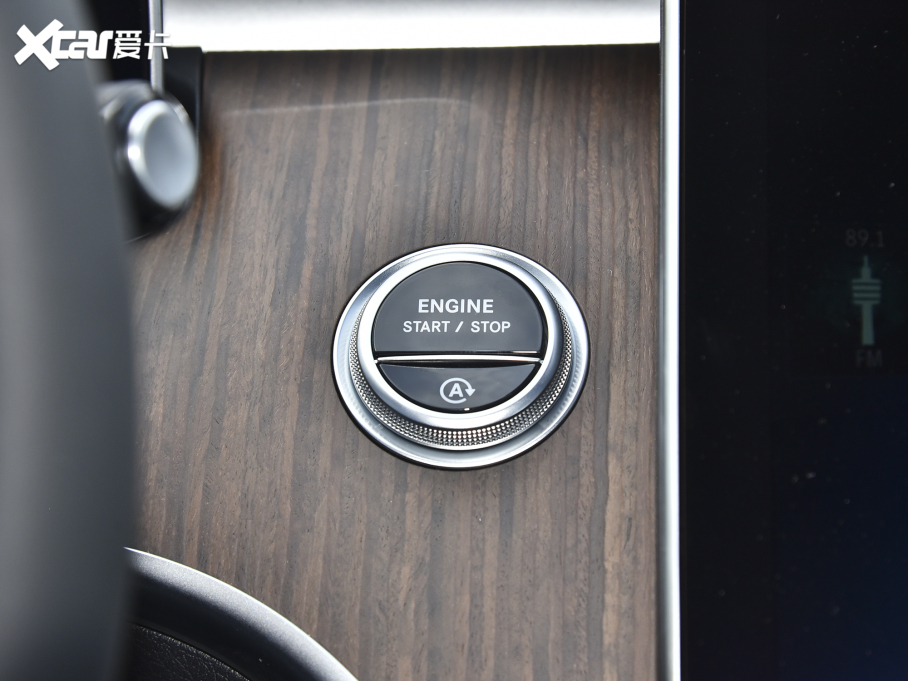 2022YC Ŀ C 260 L