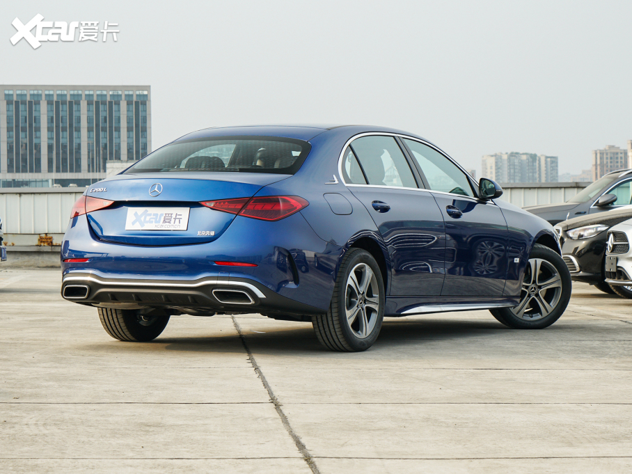 2022YC Ŀ C 200 L \Ӱ