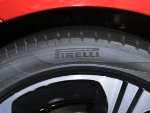 2022C 260 L ҹ\Ӱ ݆̥Ʒ