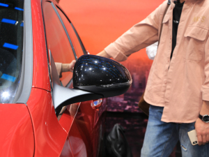 2022C 260 L ҹ\(yn)(dng) (x)(ji)^