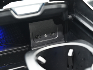 2022C 260 L ҹ\Ӱ п؅^(q)