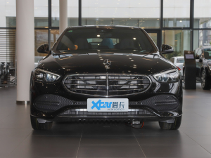 2022款C 260 L 正前