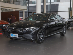 2022款C 260 L 左前45度