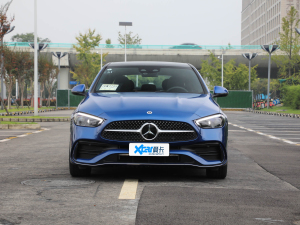 2022款C 260 L 运动版 正前