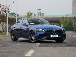 2022C 260 L \Ӱ ǰ45