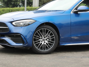 2022款C 260 L 运动版 轮圈