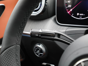 2022C 260 L \Ӱ п؅^