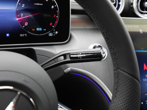 2022款C 260 L 运动版 换挡杆