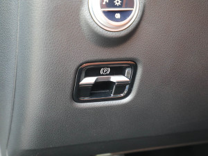 2022C 260 L \Ӱ v܇Ƅ