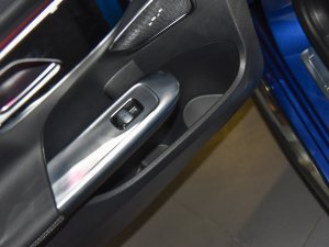 2022C 200 L \(yn)(dng) T(mn)(ch)g