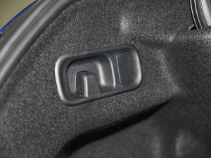 2022C 200 L \(yn)(dng) g