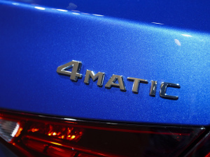 2022款C 260 L 运动版 4MATIC 细节外观