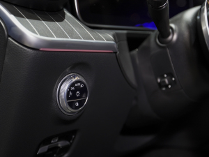 2022C 260 L \Ӱ 4MATIC п؅^