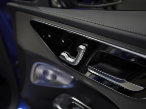 2022款C 260 L 运动版 4MATIC 中控区