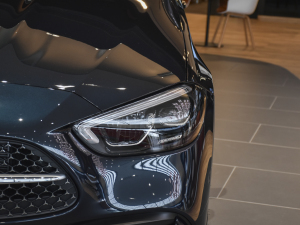 2022Ŀ C 260 L \Ӱ ^