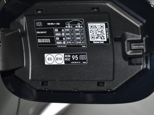 2022Ŀ C 260 L \Ӱ ^