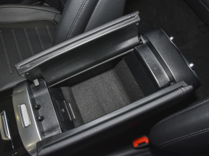 2022Ŀ C 260 L \Ӱ g