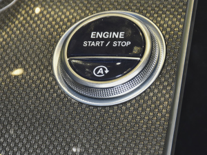 2022Ŀ C 260 L \Ӱ п؅^(q)