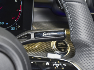 2022Ŀ C 260 L \Ӱ п؅^