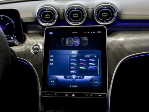 2022Ŀ C 260 L \Ӱ п؅^