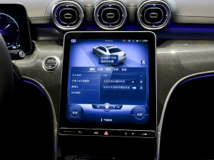 2022Ŀ C 260 L \Ӱ п؅^