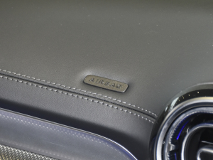 2022Ŀ C 260 L \Ӱ п؅^(q)