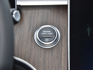 2022Ŀ C 260 L п؅^