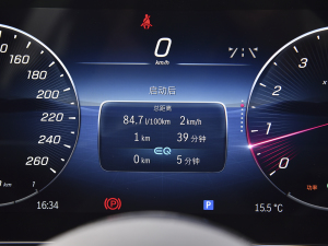 2022Ŀ C 260 L п؅^