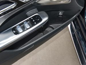 2022Ŀ C 260 L ҹ\Ӱ ǰTg