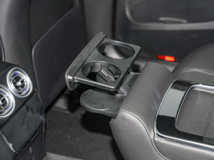 2022Ŀ C 260 L ҹ\Ӱ ֹ