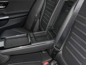 2022Ŀ C 260 L ҹ\Ӱ g