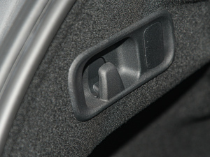 2022Ŀ C 260 L ҹ\Ӱ g