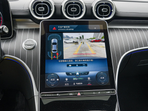 2022Ŀ C 260 L ҹ\Ӱ п؅^